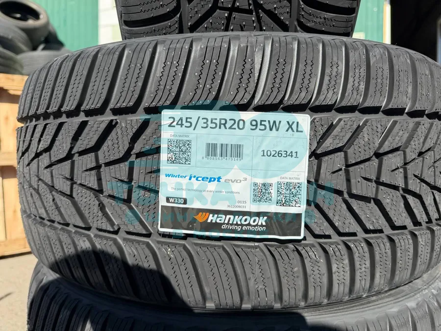 Шина Hankook Winter i*Cept Evo 3 W330 245/35 R20 95W XL