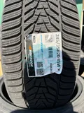Шина Hankook Winter i*Cept Evo 3 W330 245/35 R20 95W XL — фото 2