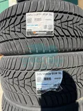 Шина Hankook Winter i*Cept Evo 3 W330 245/35 R20 95W XL — фото 4