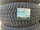 Шина Hankook Winter i*Cept Evo 3 W330 245/40 R20 99W XL — фото 1
