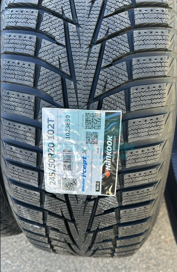 Шина Hankook Winter i*Cept X RW10 245/50 R20 102T