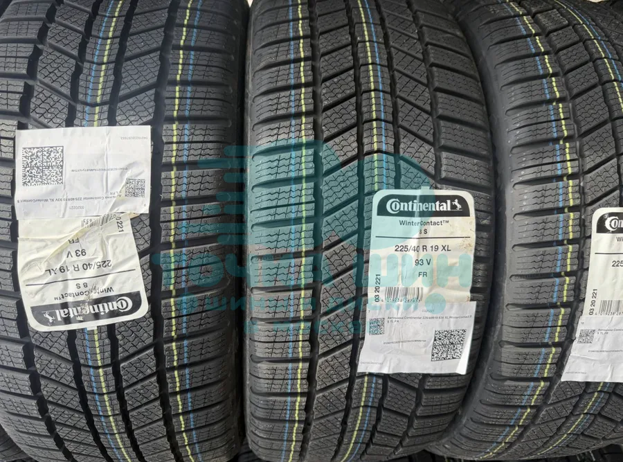 Шина Continental WinterContact 8 S 225/40 R19 93V XL FP — фото 1