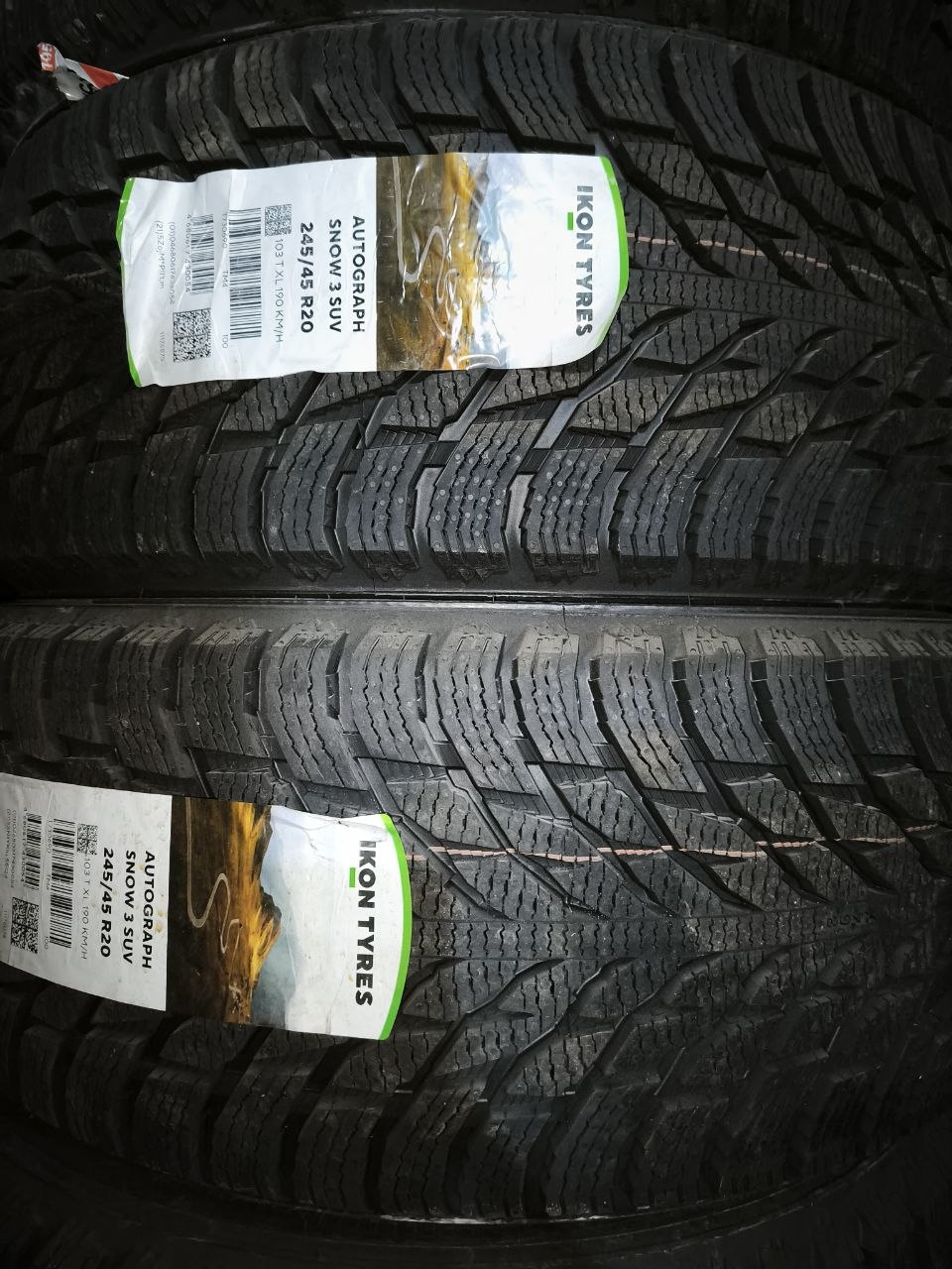 Ikon Autograph Snow 3 SUV 245/45 R20 103T XL — комплект со склада