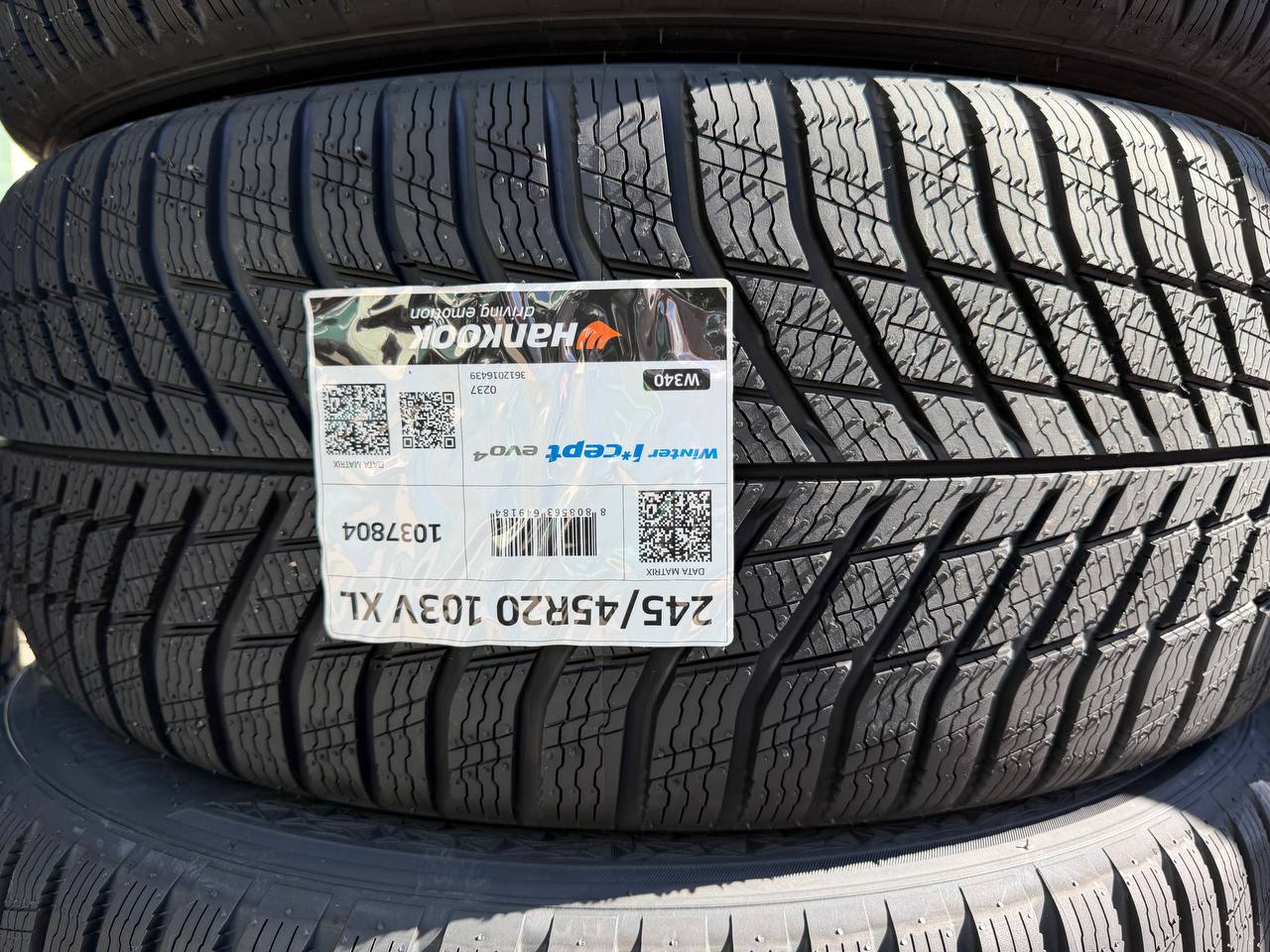 Протектор и этикетки Hankook Winter i*Cept evo4 W340