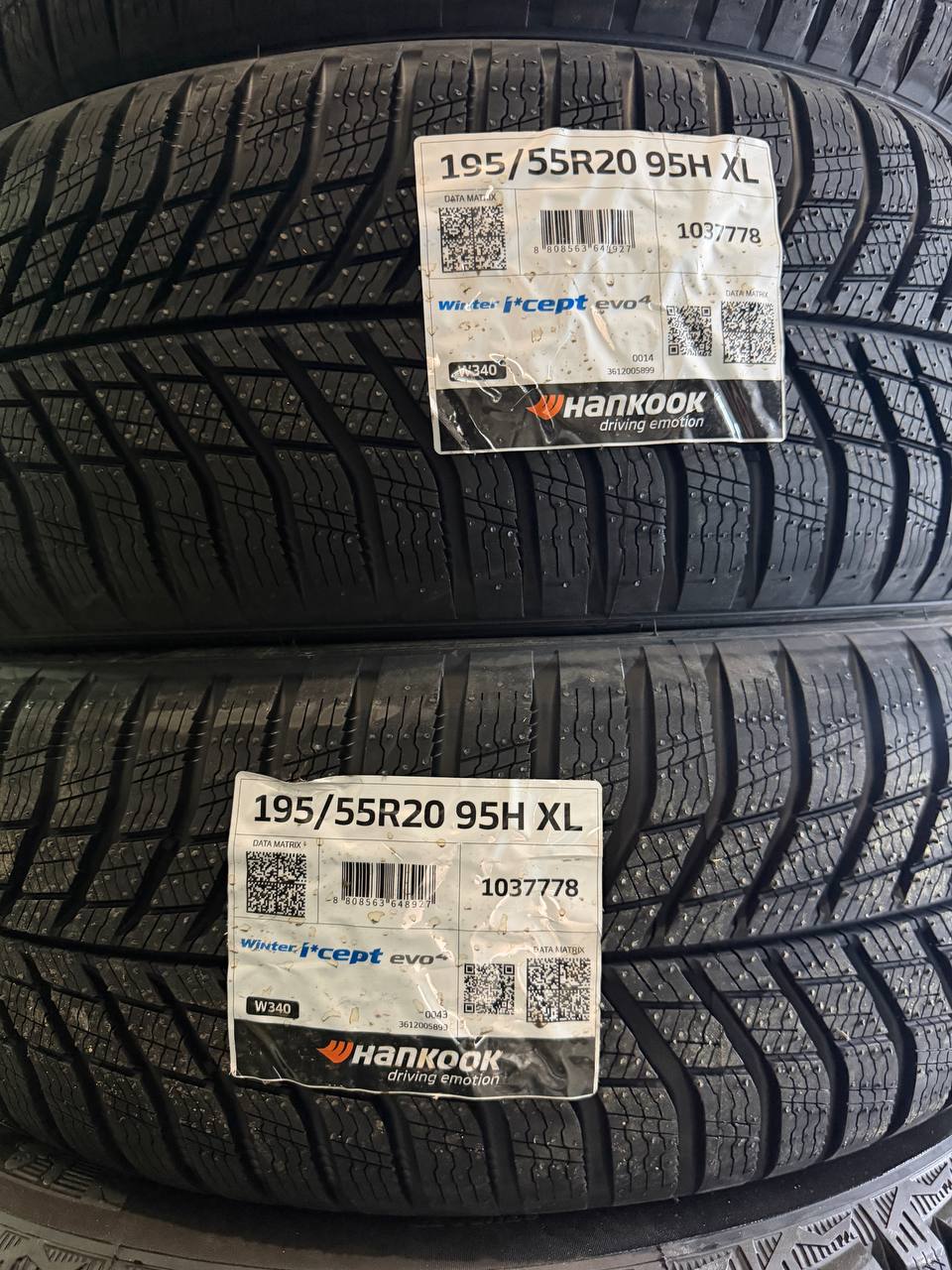 Пара шин Hankook evo4 195/55 R20 для Renault Scenic IV