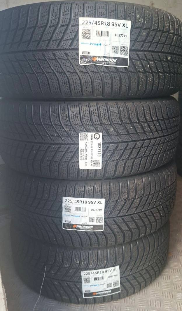 Передние шины Hankook Winter i*cept evo4 W340 225/45 R18 95V XL
