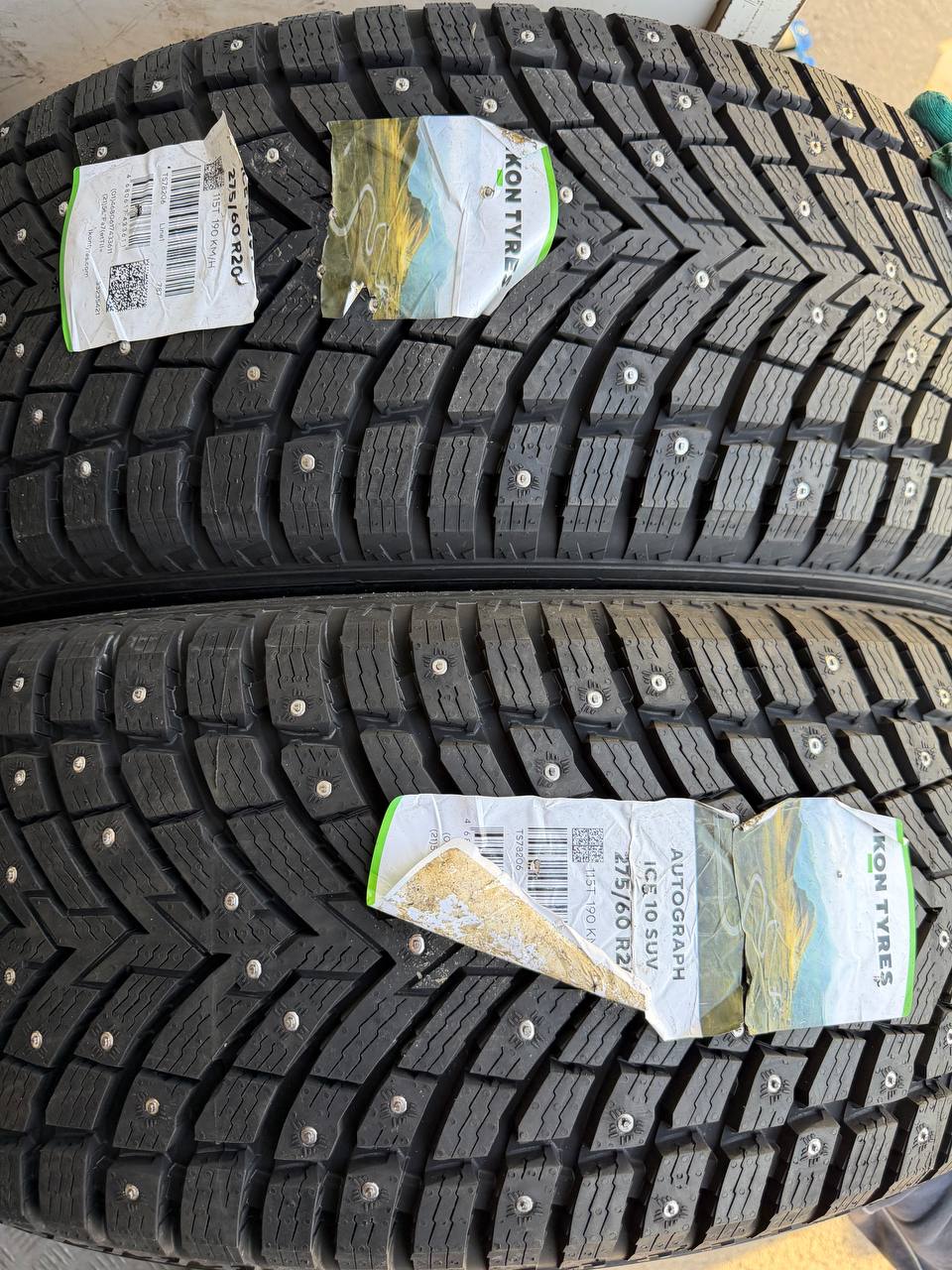 Протектор с шипами Ikon Ice 10 SUV 275/60 R20