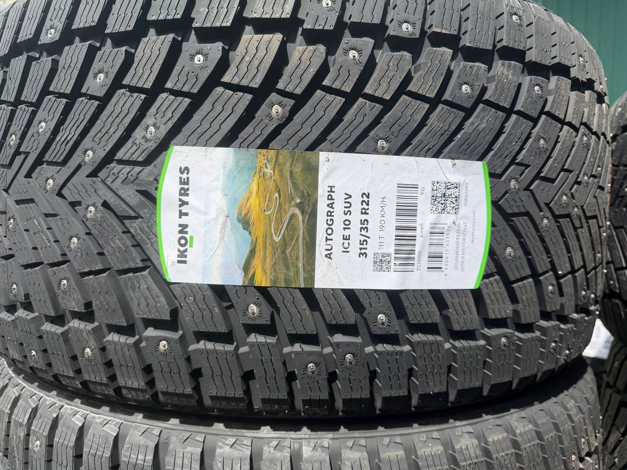 Задняя шина Ikon Autograph Ice 10 SUV 315/35 R22 111T XL, шипы