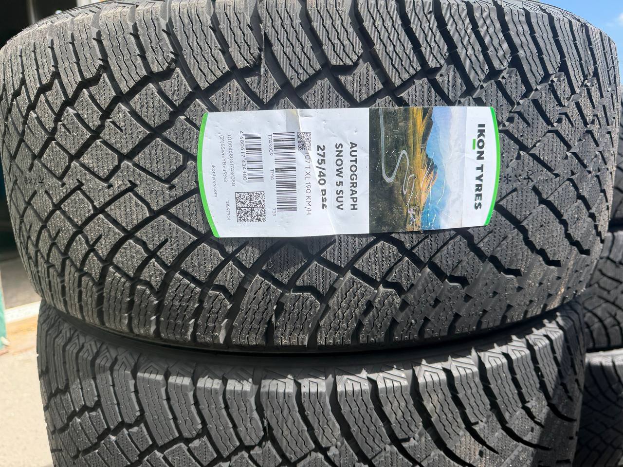 Передняя шина Ikon Autograph Snow 5 SUV 275/40 R22 107T XL