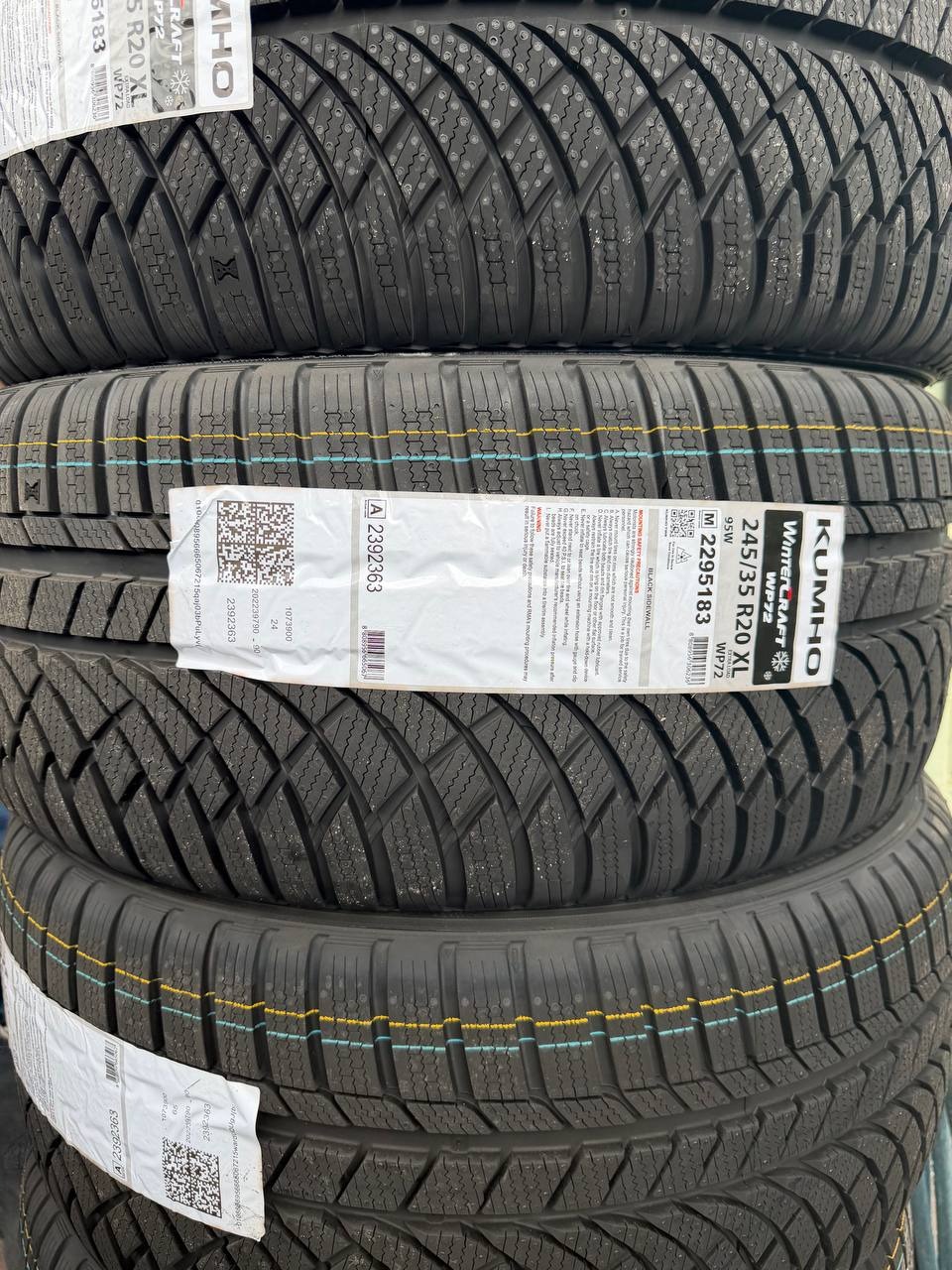 Протектор Kumho WP72 245/35 R20