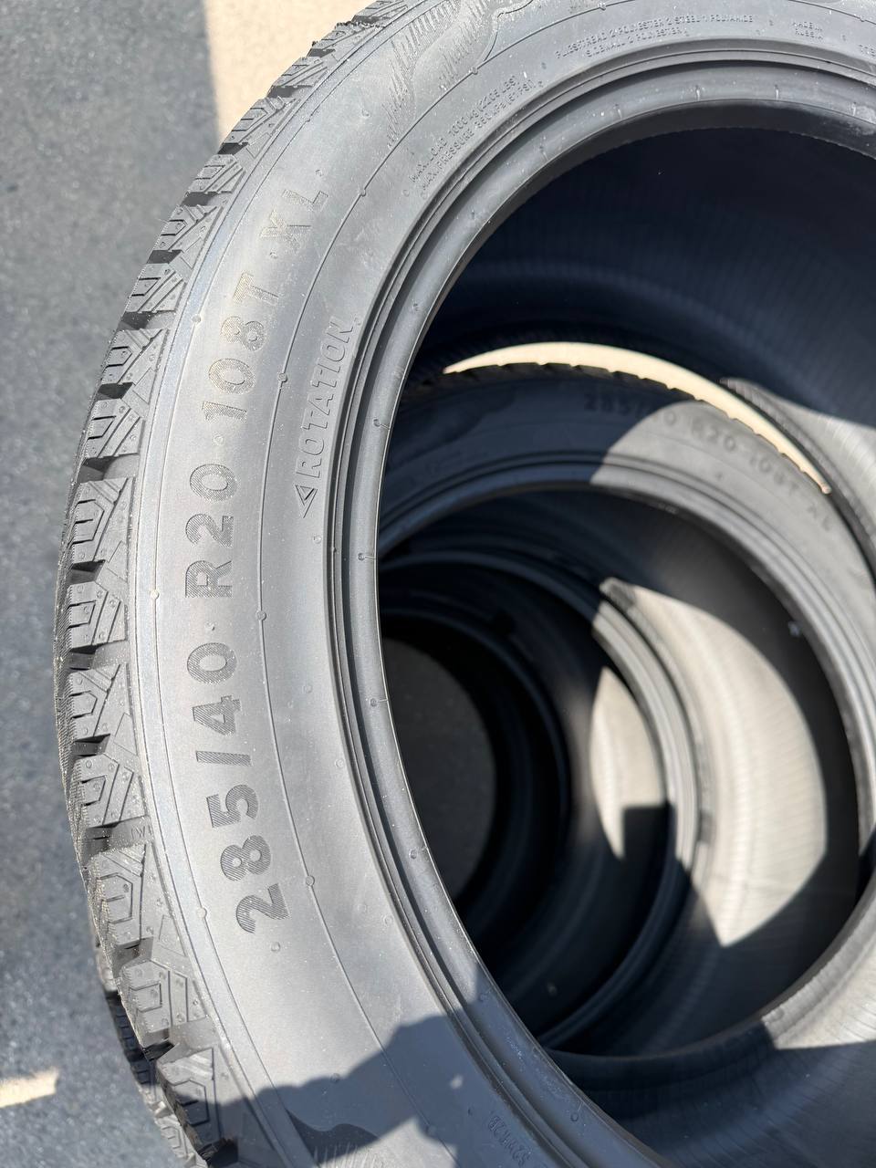 Размер 285/40 R20 108T XL на боковине Ikon