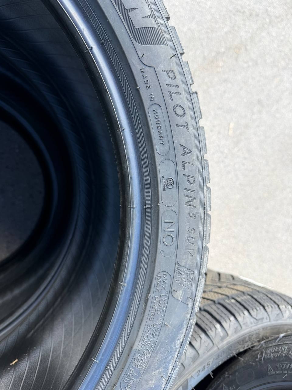 Омологация Porsche N0 на боковине Michelin Pilot Alpin 5 SUV