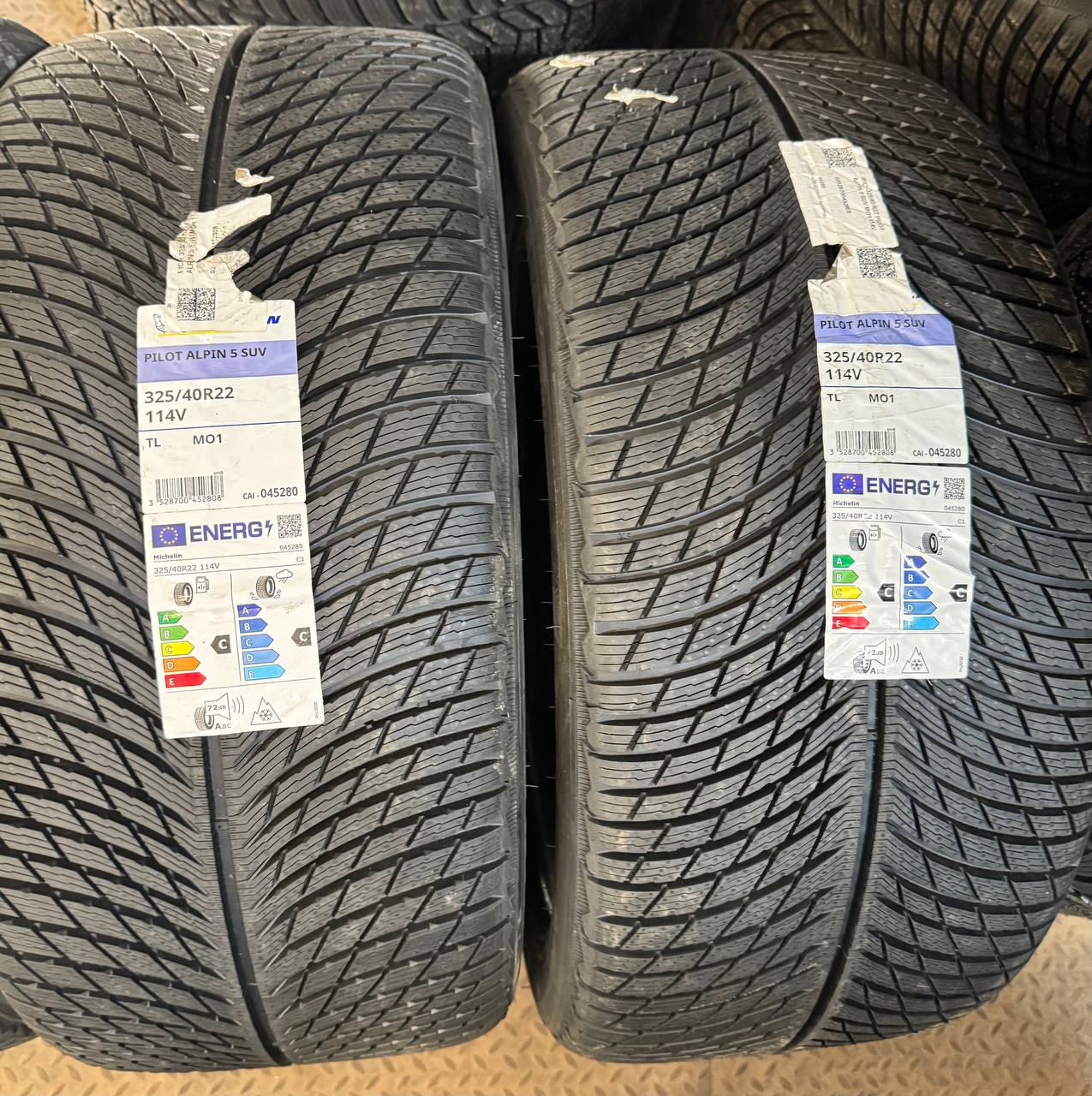 Задние шины Michelin Pilot Alpin 5 SUV 325/40 R22 114V