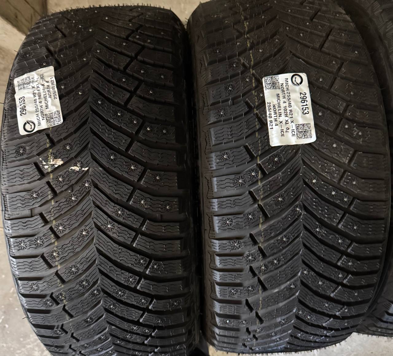 Передняя пара Michelin X-Ice North 4 255/40 R21 102H XL