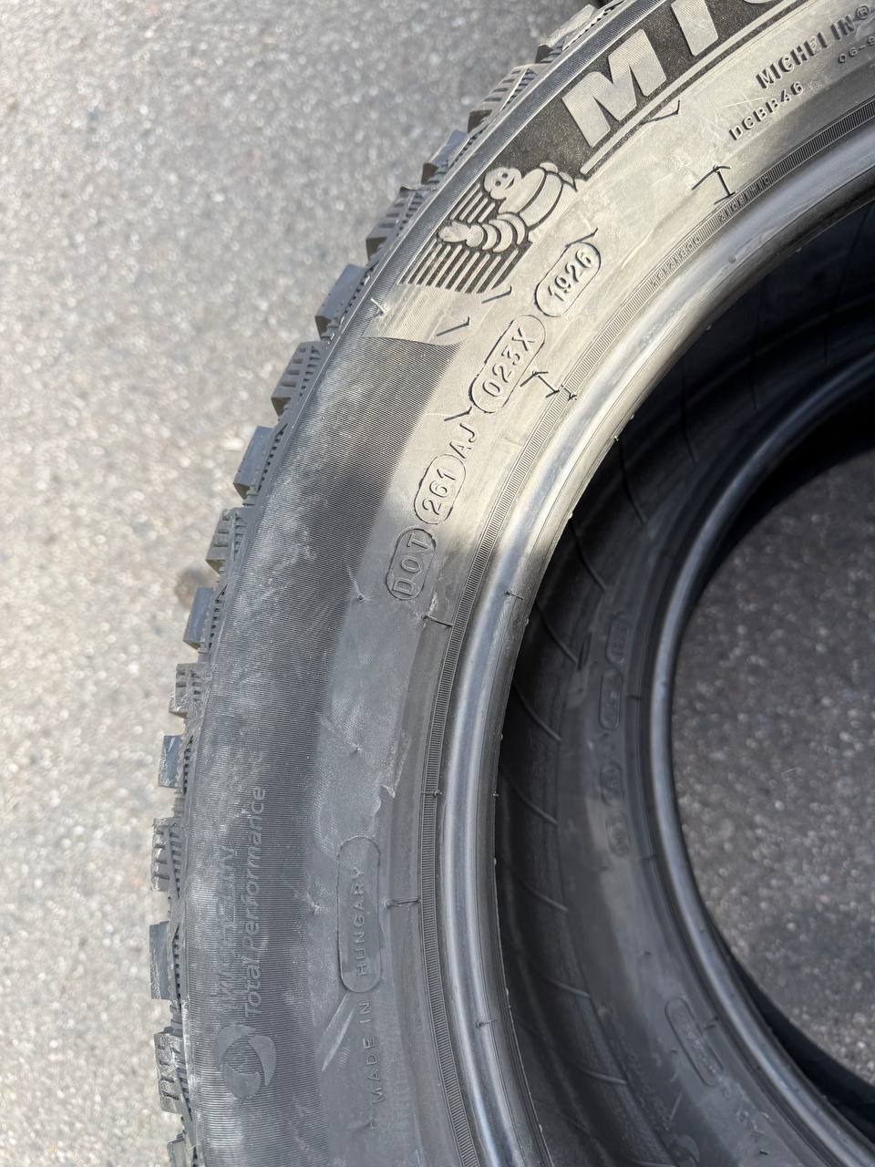 Боковина Michelin X-Ice North 4 SUV