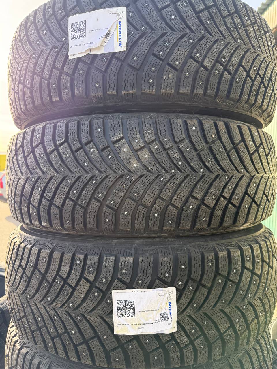 Шипованные шины 235/55 R20 для Lexus RX на складе