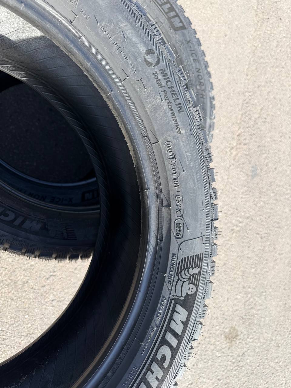 Боковина Michelin X-Ice North 4 SUV