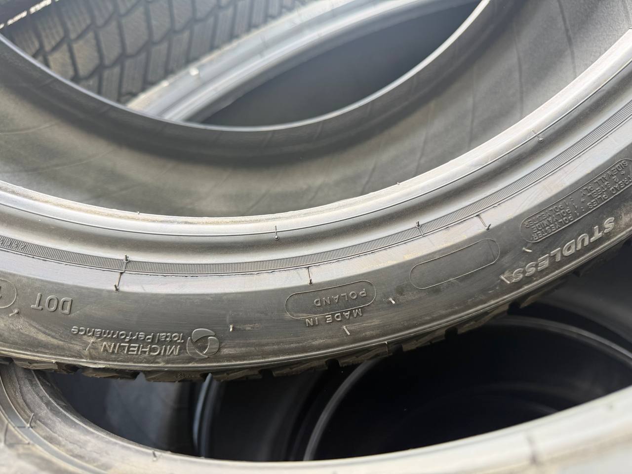 Боковина Michelin X-Ice Snow: STUDLESS