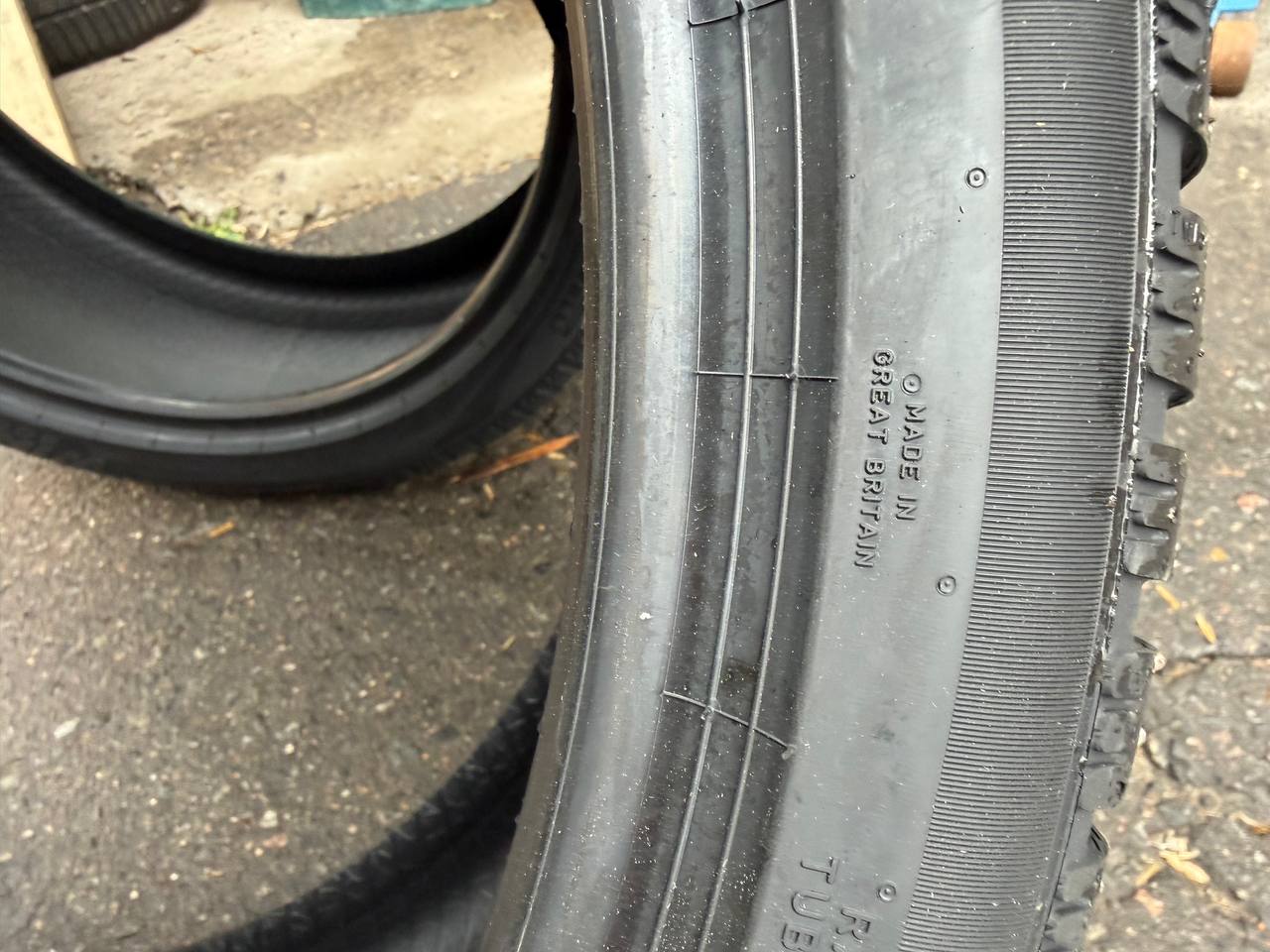 Британское производство Pirelli Scorpion Winter 2
